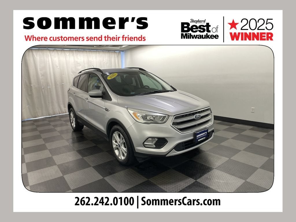 2017 Ford Escape SE in Other — front three-quarter view